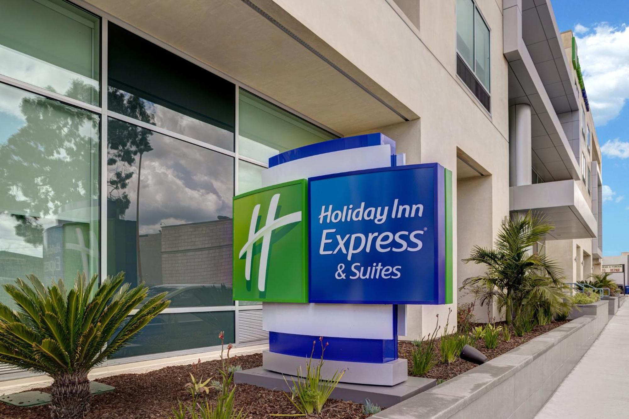 Holiday Inn Express & Suites - Glendale Downtown 외부 사진