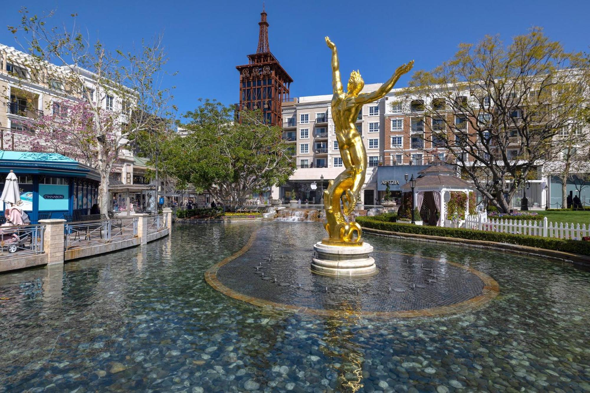 Holiday Inn Express & Suites - Glendale Downtown 외부 사진